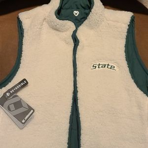 Michigan State (M)reversible fleece lined vest M